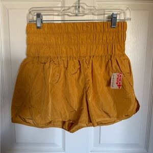 Free People Movement The Way Home Shorts. Gold. Size M. NWT